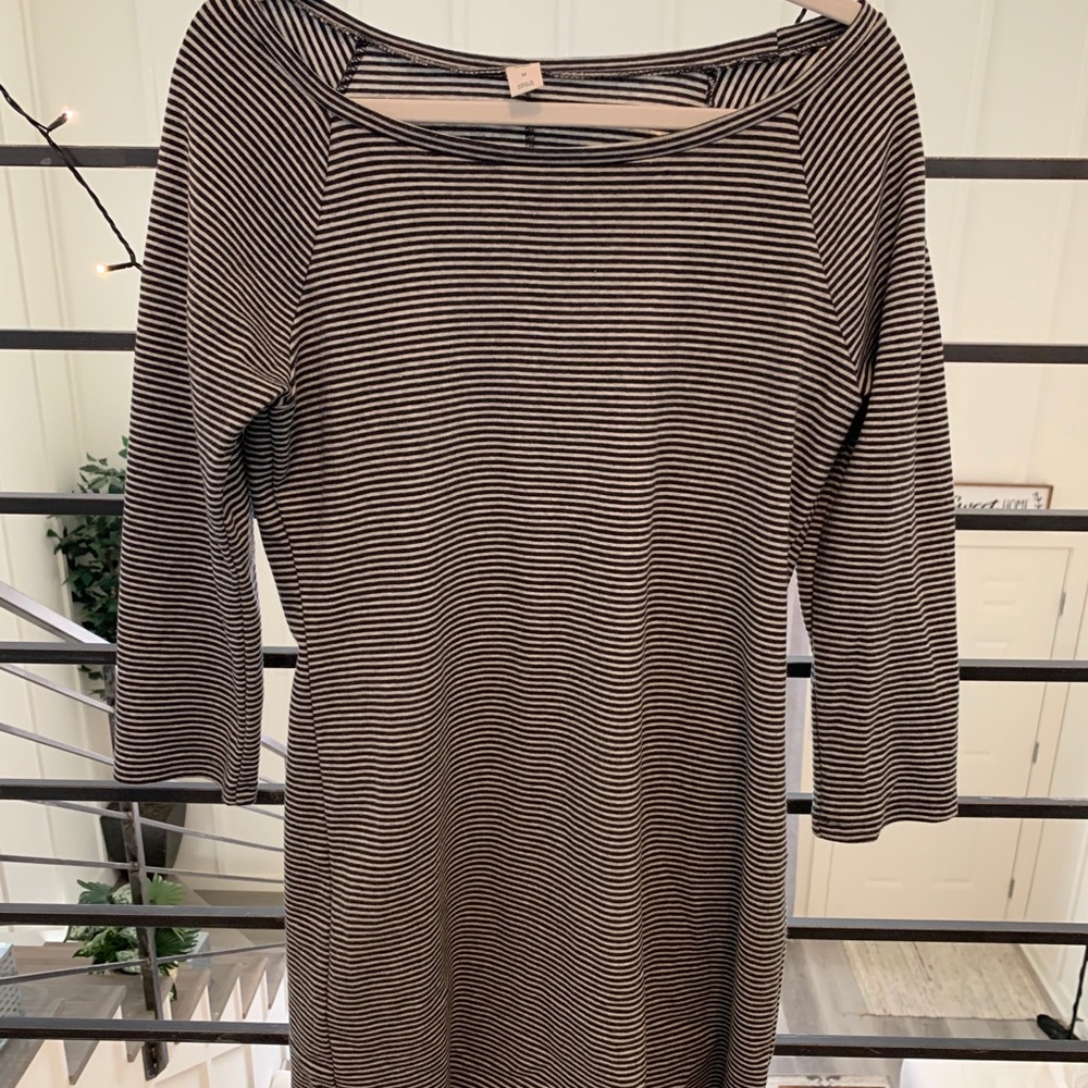 Long sleeve striped midi dress